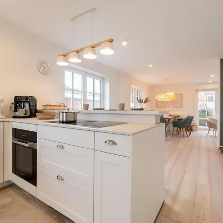 John Nyaraló Oldsum