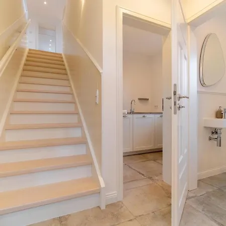 John Tatil Evi Oldsum