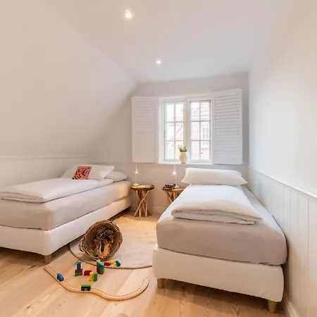 Nyaraló John Oldsum